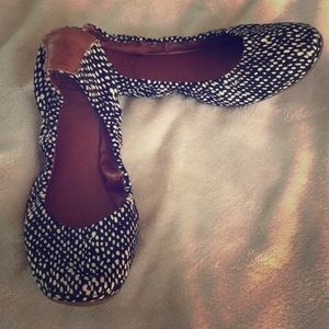 Lucky Brand roll up flats